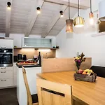 Haus Lukic